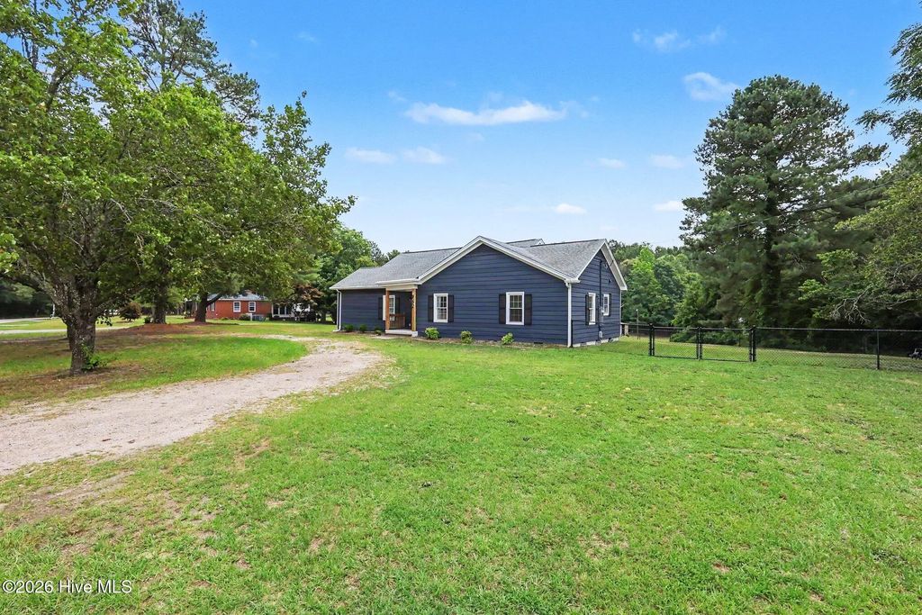 962 Laurel Mill-centerville Road, Louisburg