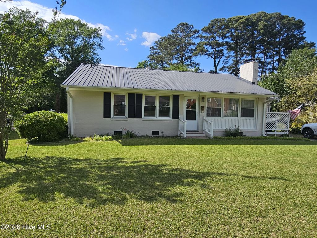 405 Lafayette Street, Clinton