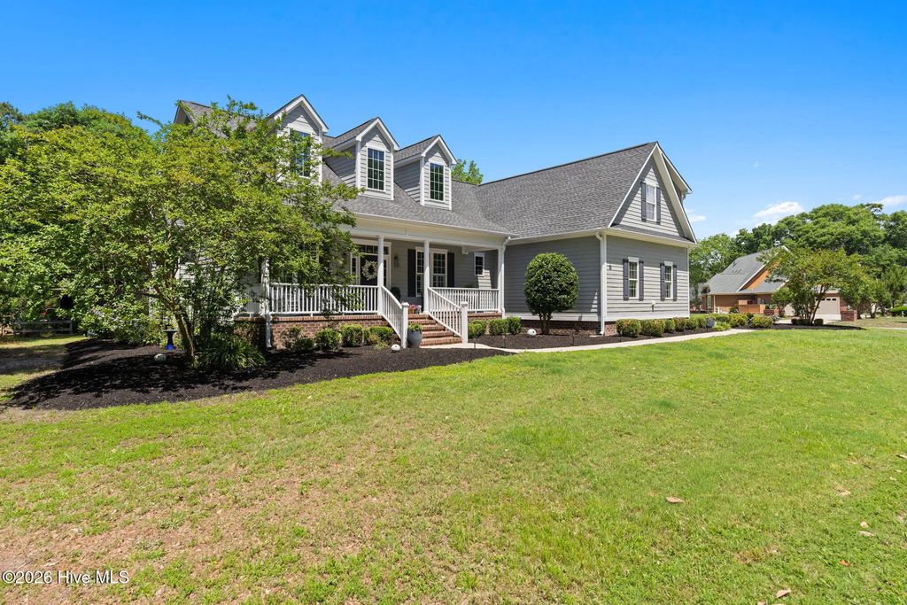 927 Green Pointe Drive, Sunset Beach