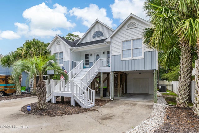 2205 W Oak Island Drive, Oak Island