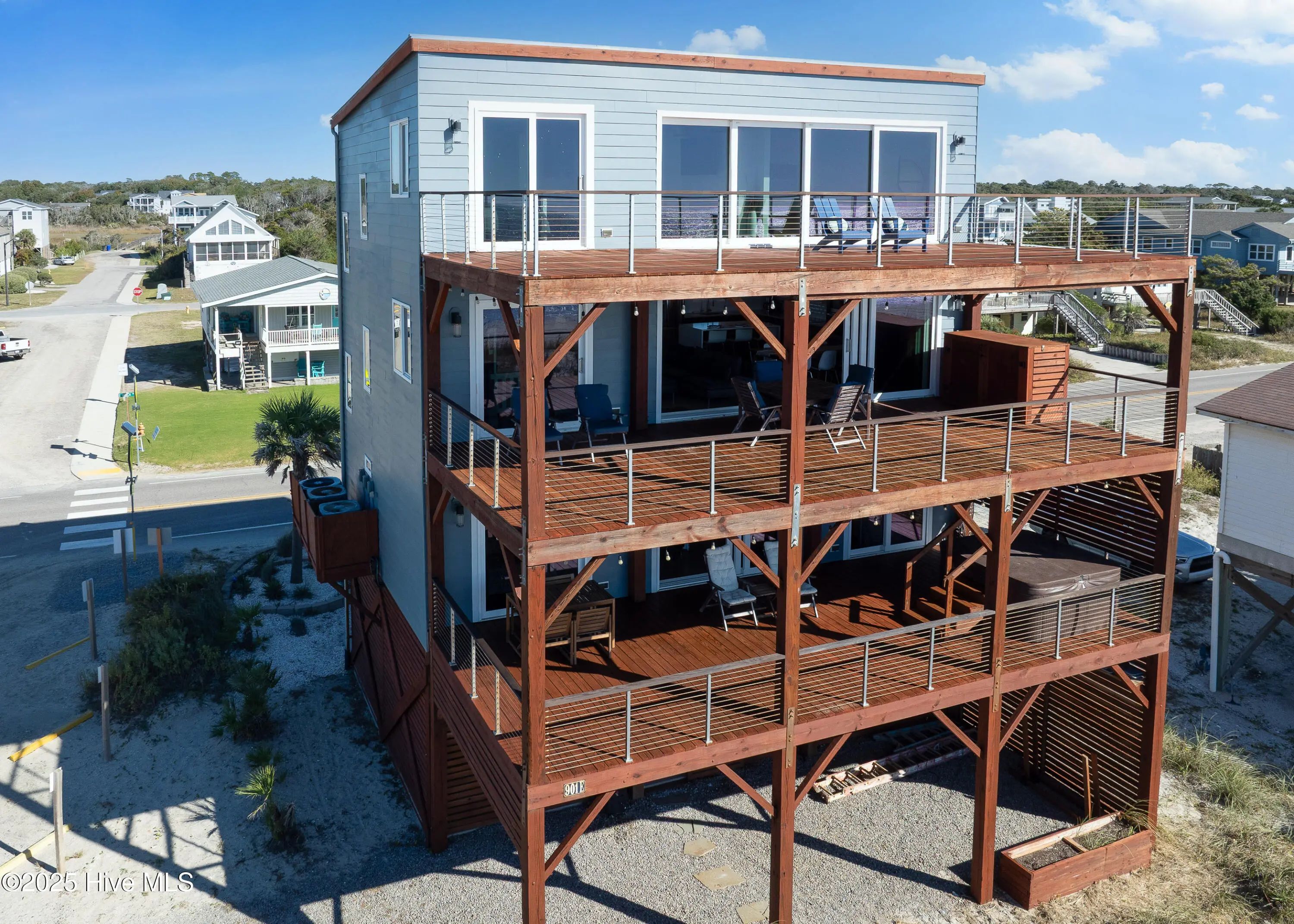 901 E Beach Drive, Oak Island