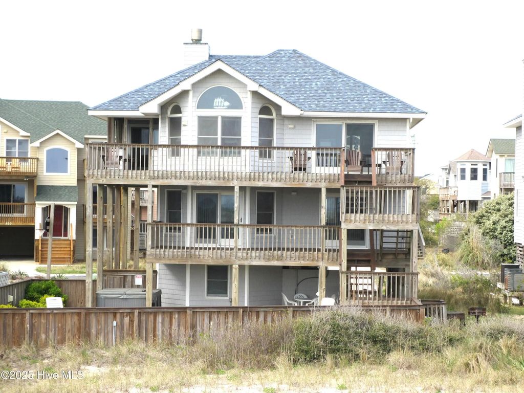 721 Crown Point Circle, Corolla