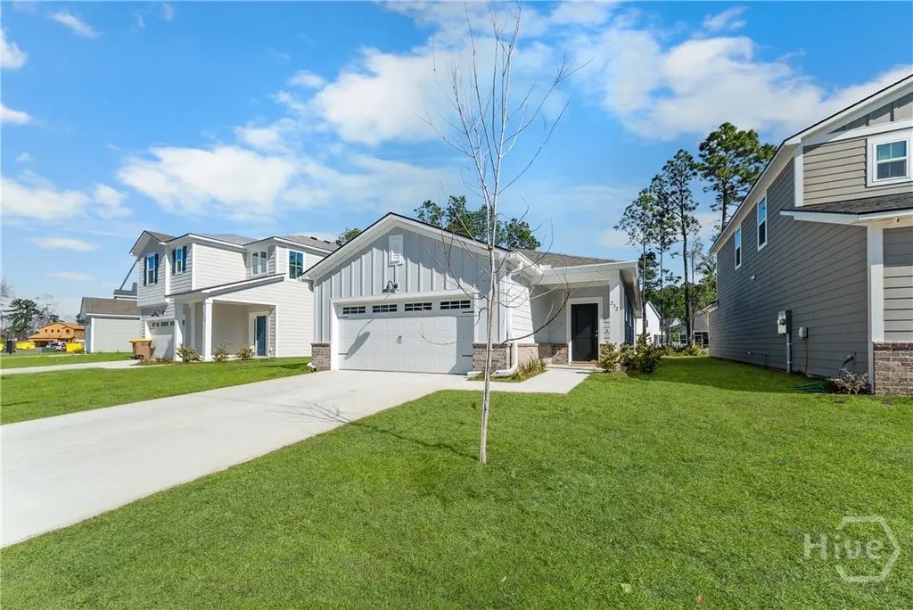 232 Bircholt Grove, Pooler