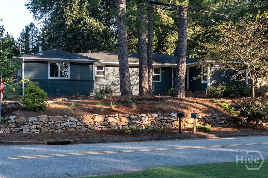 160 Gran Ellen Drive, Athens