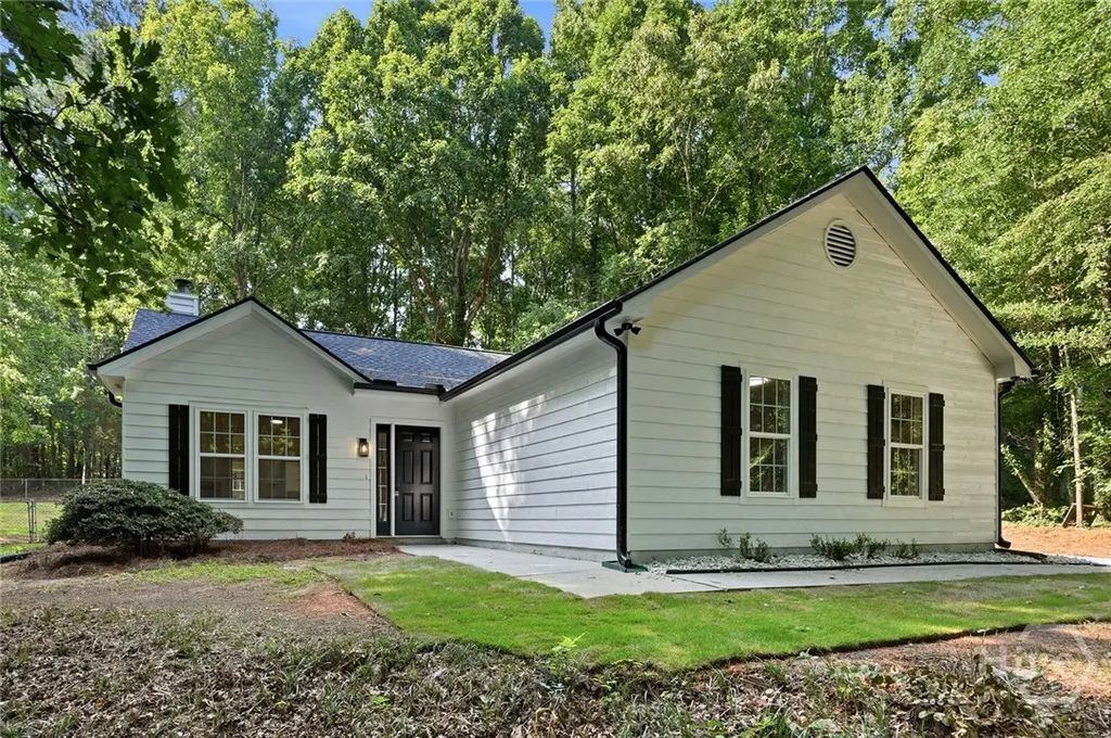 1994 Atha Woods Drive, Monroe