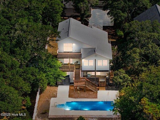 117 Se 4th Street, Oak Island