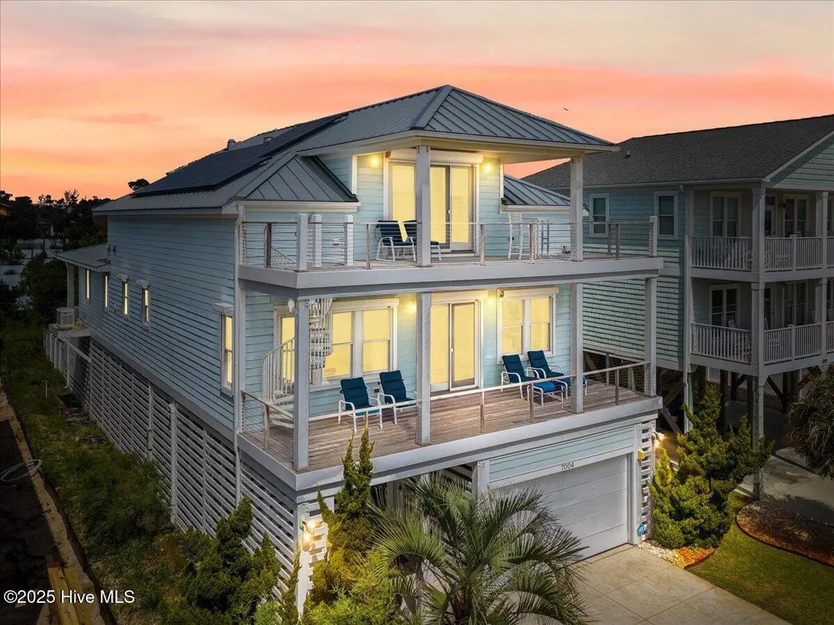 7004 E Beach Drive, Oak Island Beach