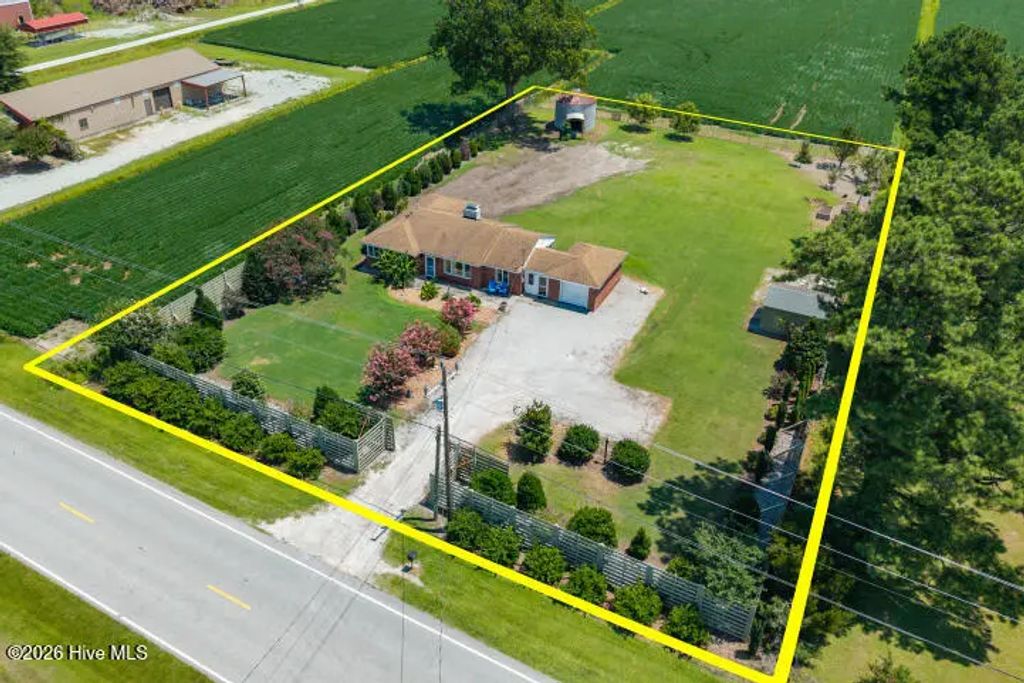 22329 Nc Highway 55, Oriental