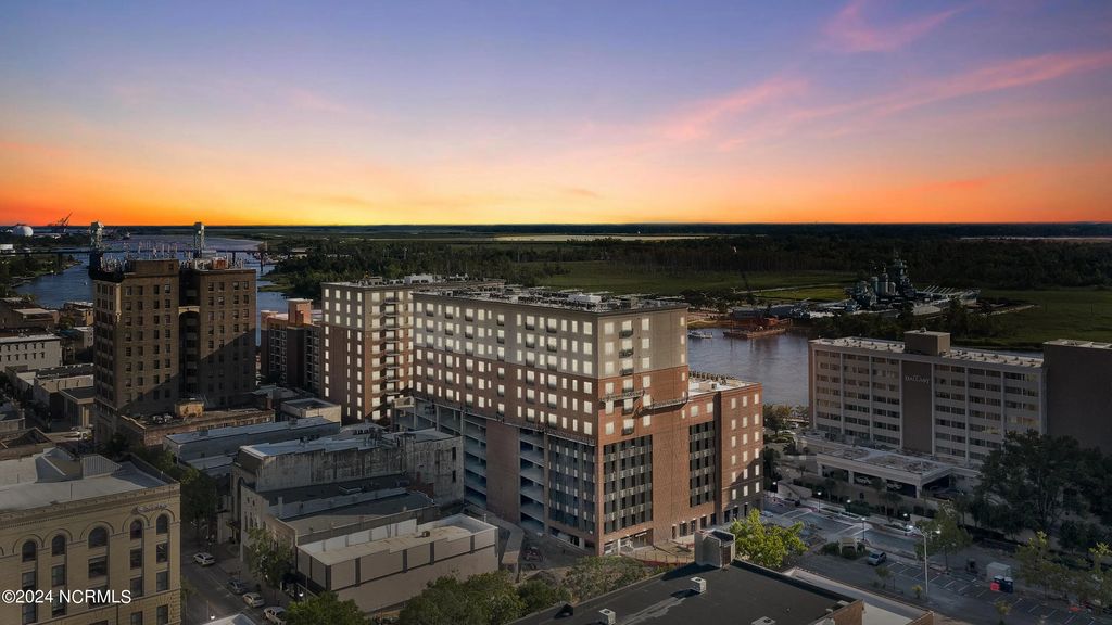 240 N Water Street Apt 853, Wilmington