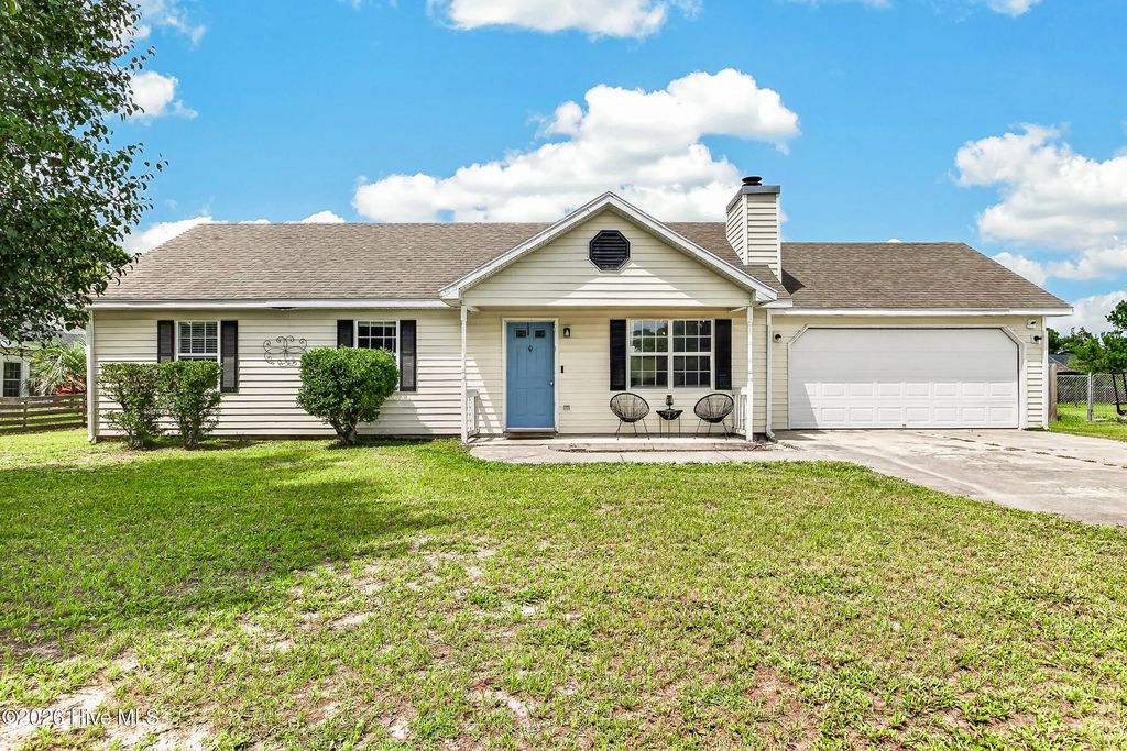 409 E Volant Street, Hubert