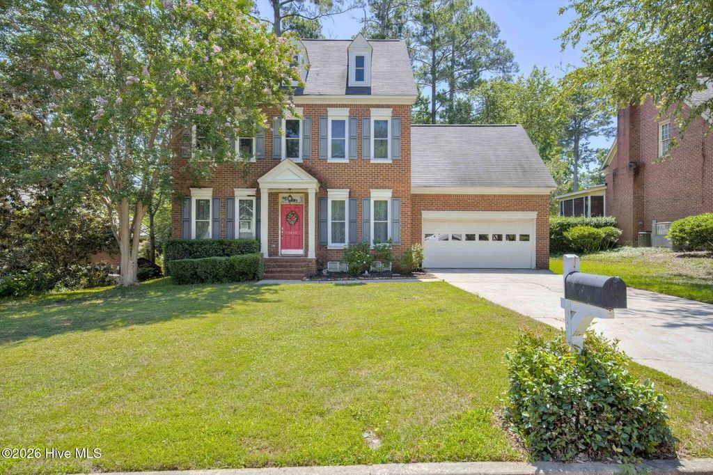 1415 Andover Court, Evans