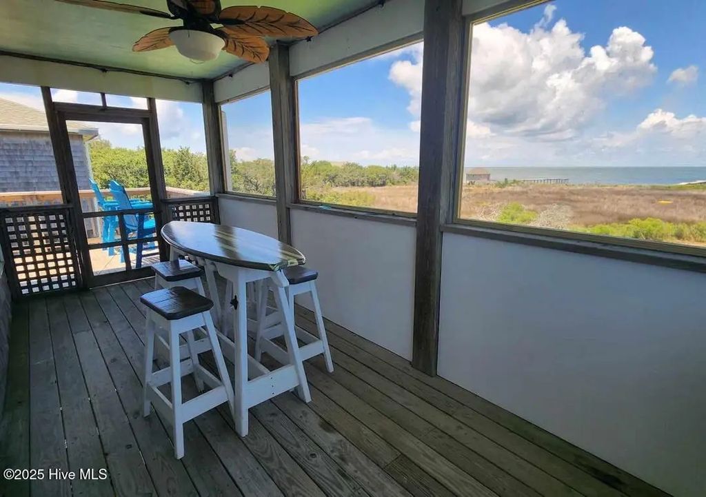 112 Oneal Drive, Ocracoke