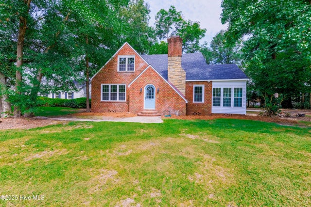 513 E Main Street, Wallace