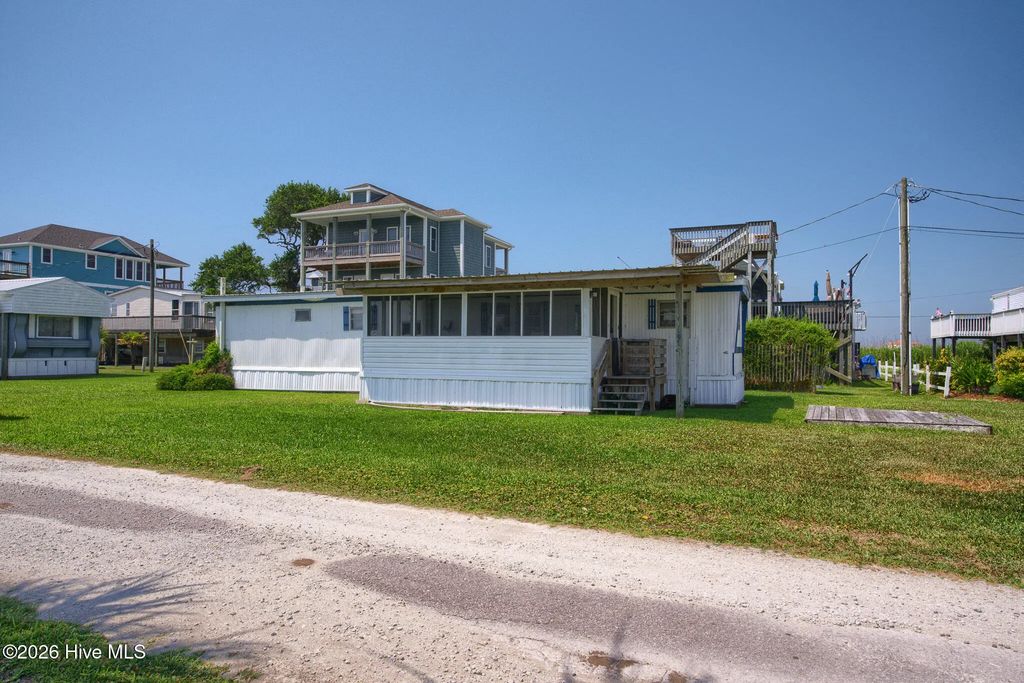 107 Phil Harris Lane, North Topsail Beach