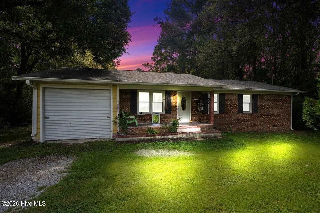 513 W 1st Street, Kenly