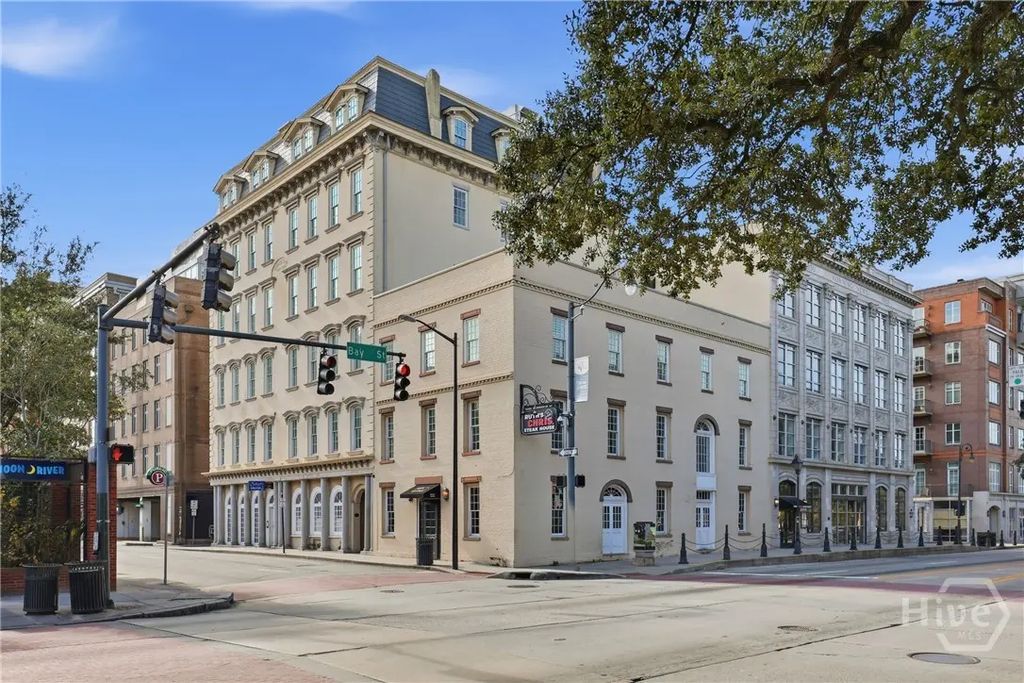5 Whitaker Street 203e, Savannah