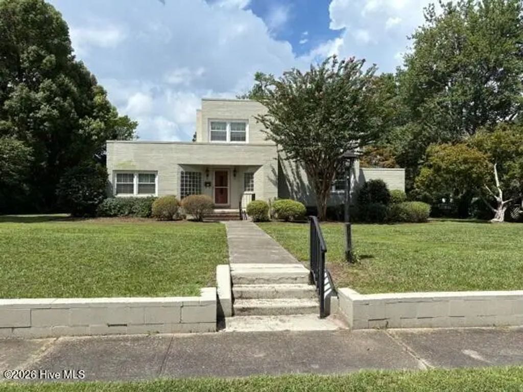 1210 Essex Drive, Wilmington