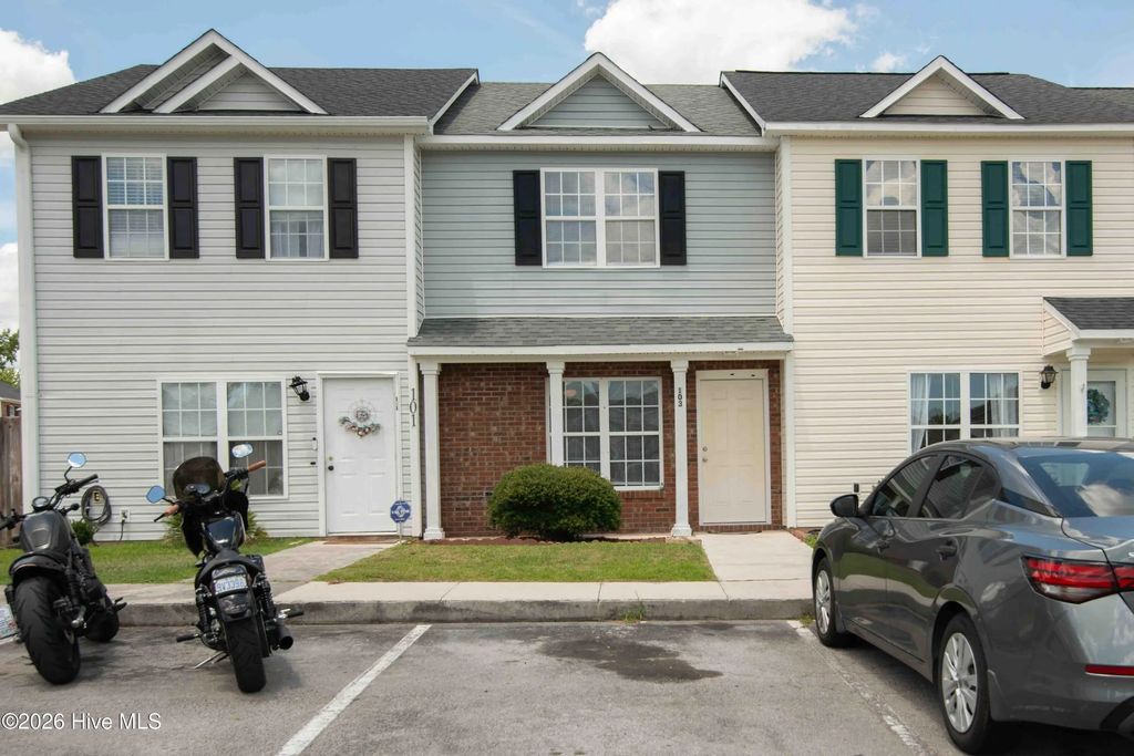 103 Fairwood Court, Jacksonville