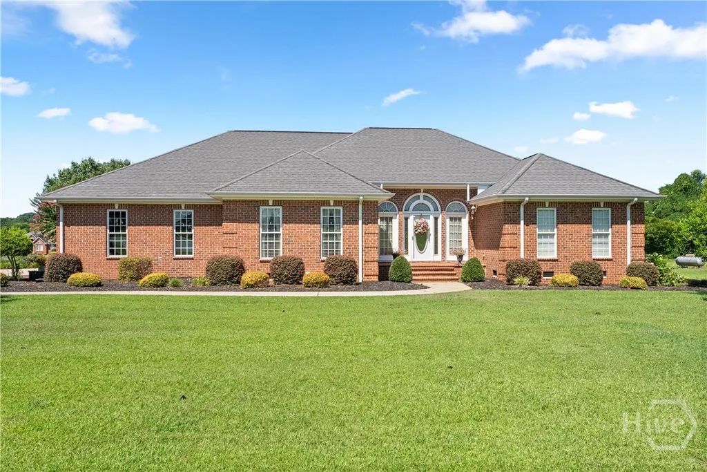 1121 Beacon Light Road, Hartwell
