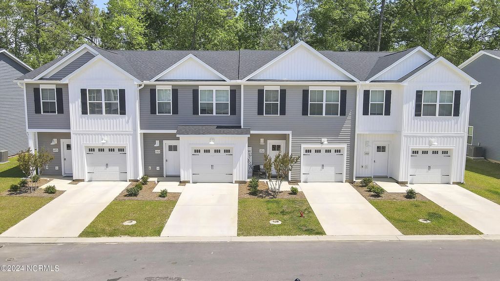 6032 Beckington Drive, Ash