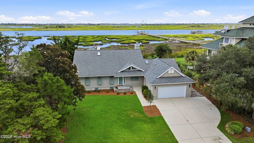 119 Sound View Drive, Hampstead