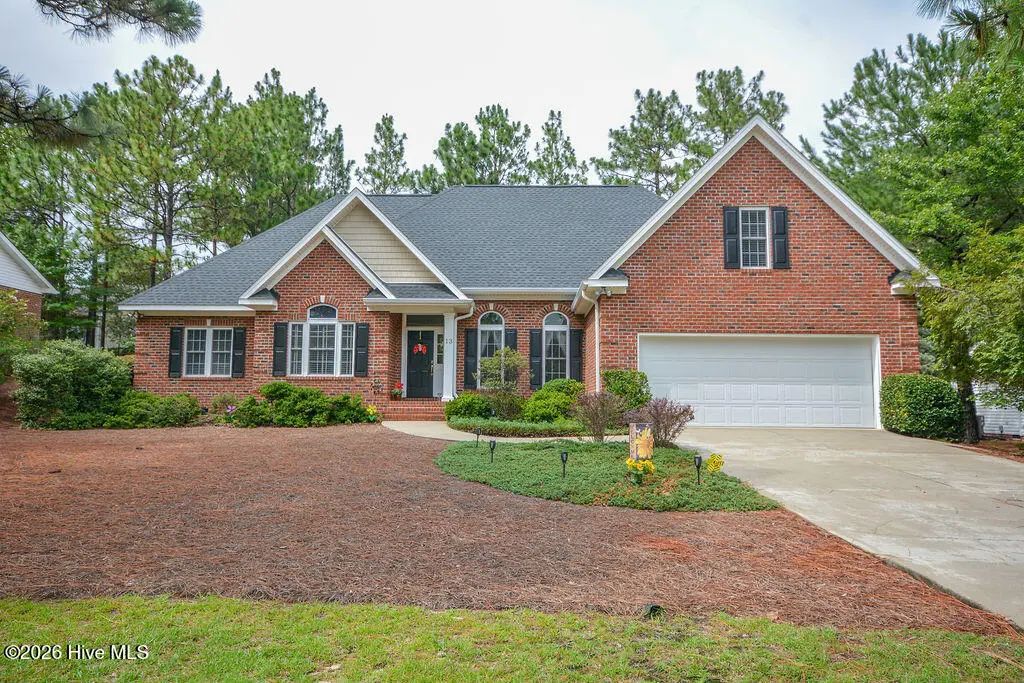 13 Deerwood Lane, Pinehurst