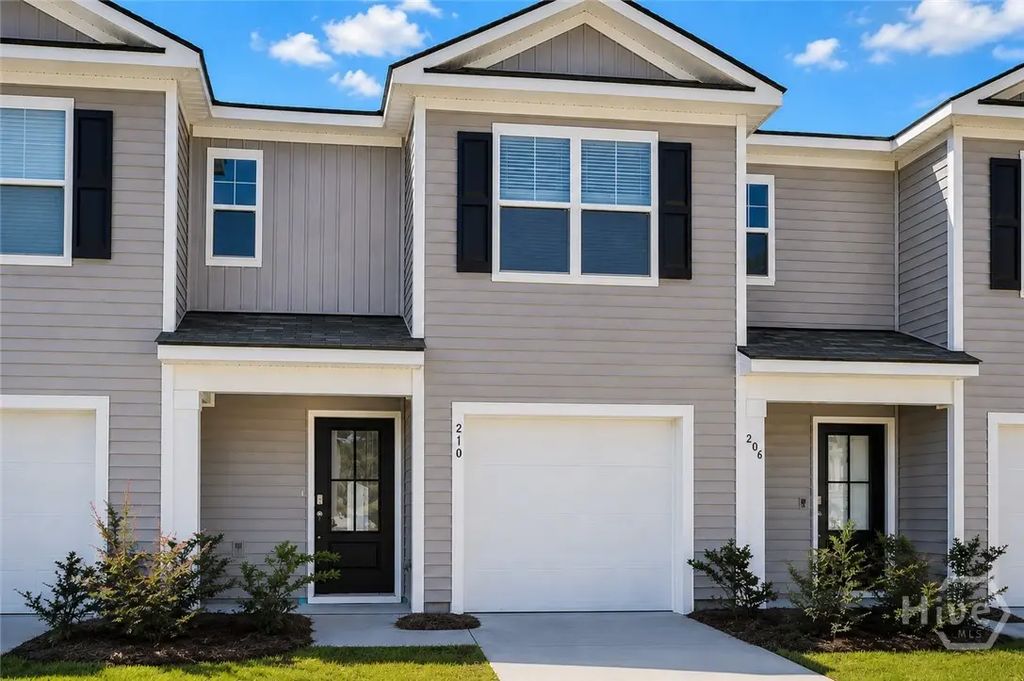 210 Coneflower Road, Bloomingdale