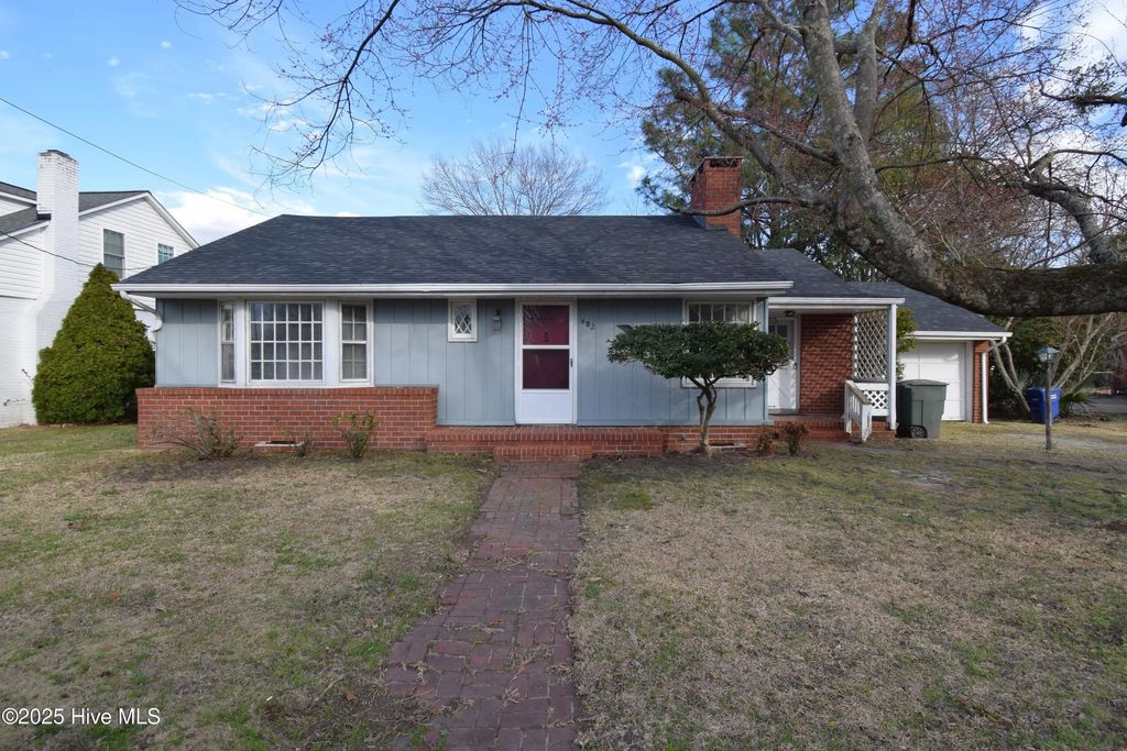 482 Snow Hill Street, Ayden