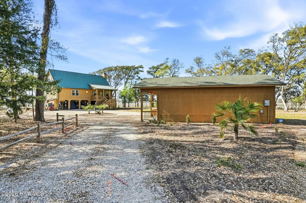 3820 Windy Point Road Sw, Supply