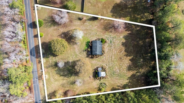 3200 Albright Road Se, Bolivia