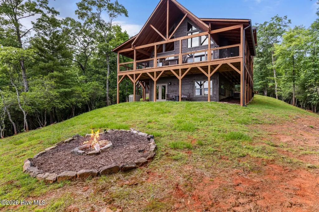 57 Gentle Ponds View, Murphy