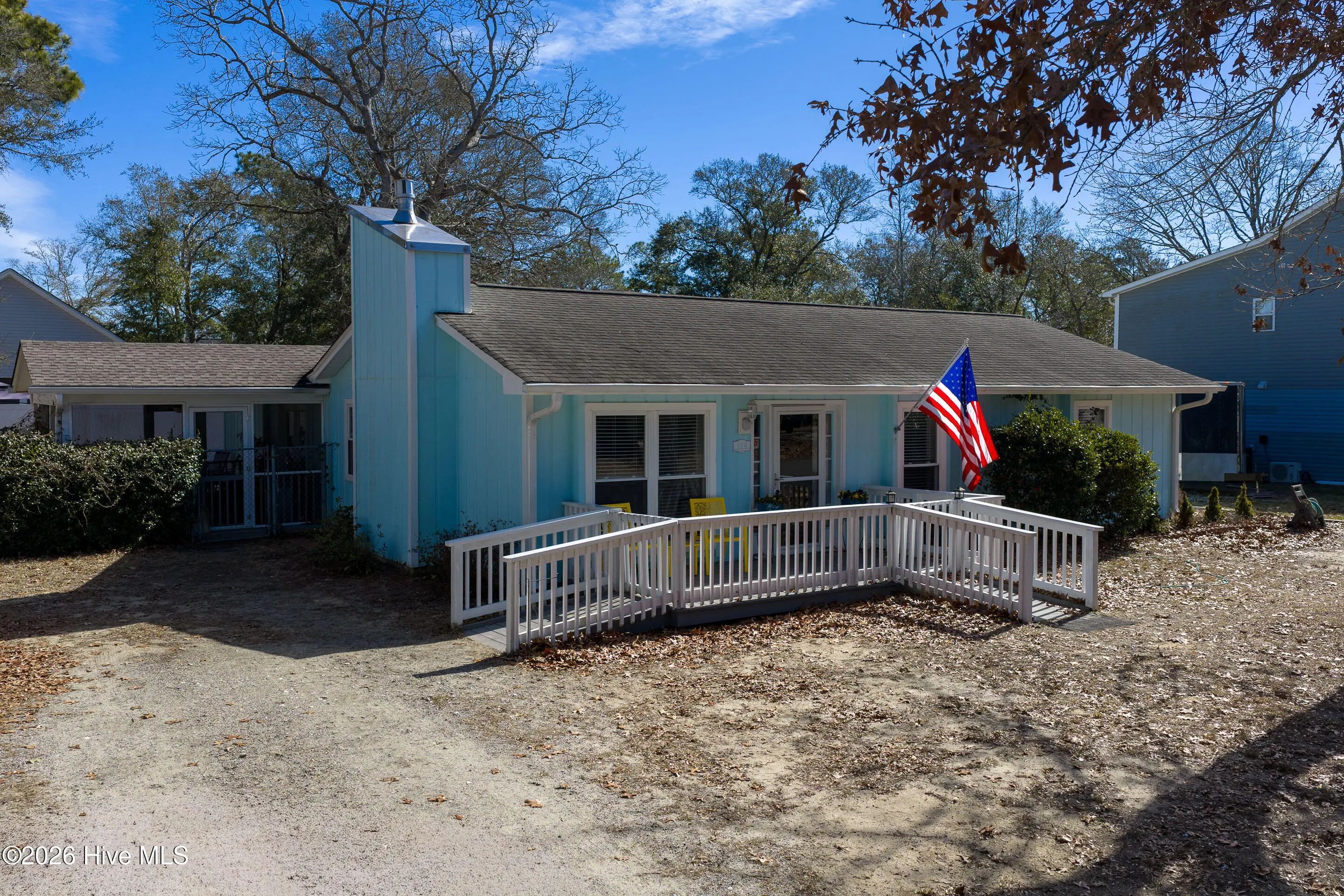 114 Nw 16th Street, Oak Island