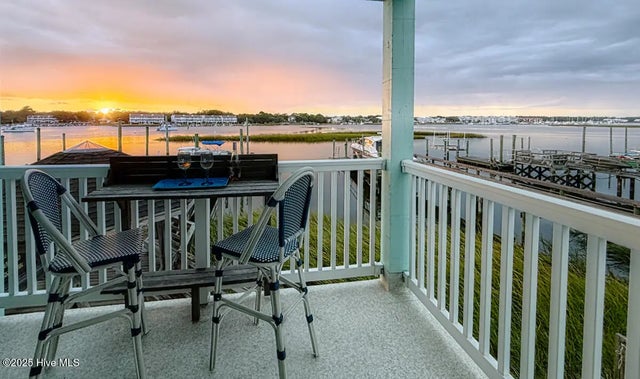 1101 Canal Drive 2, Carolina Beach