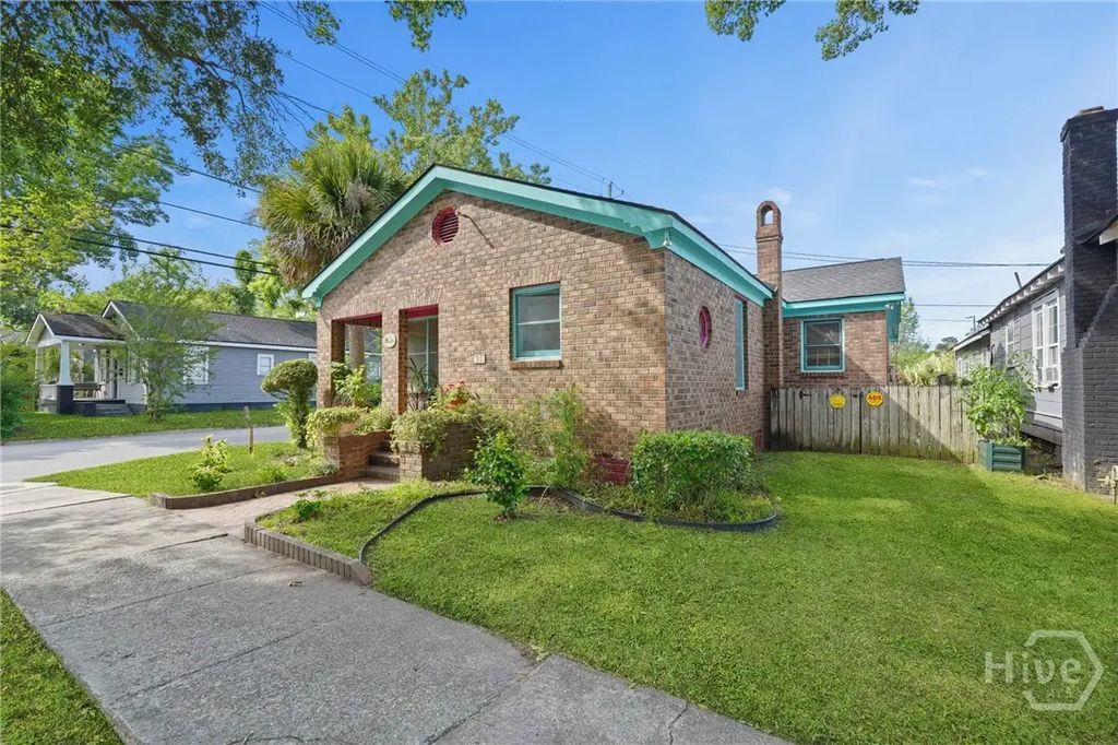 702 E 32nd Street, Savannah