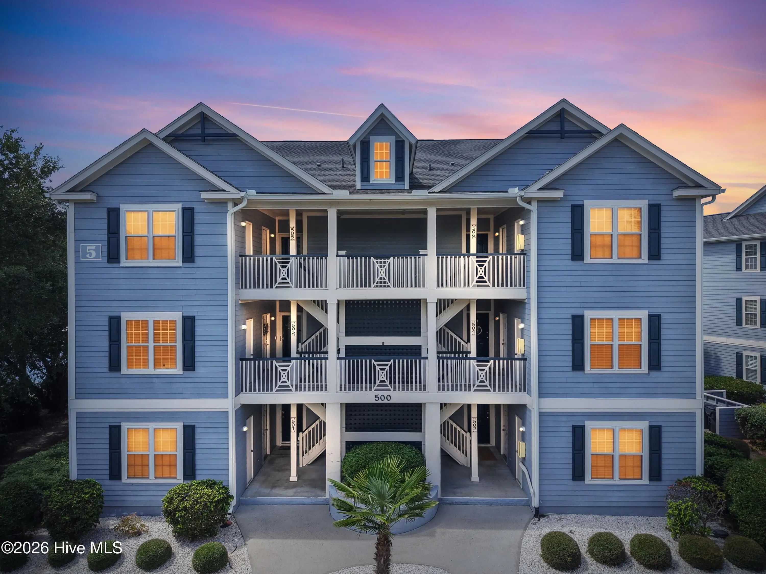 2555 St James Drive Se 504, Southport