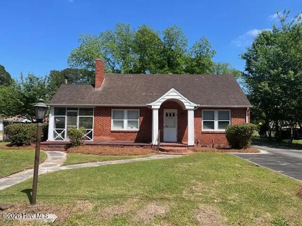 312 N Wilson Street, Chadbourn