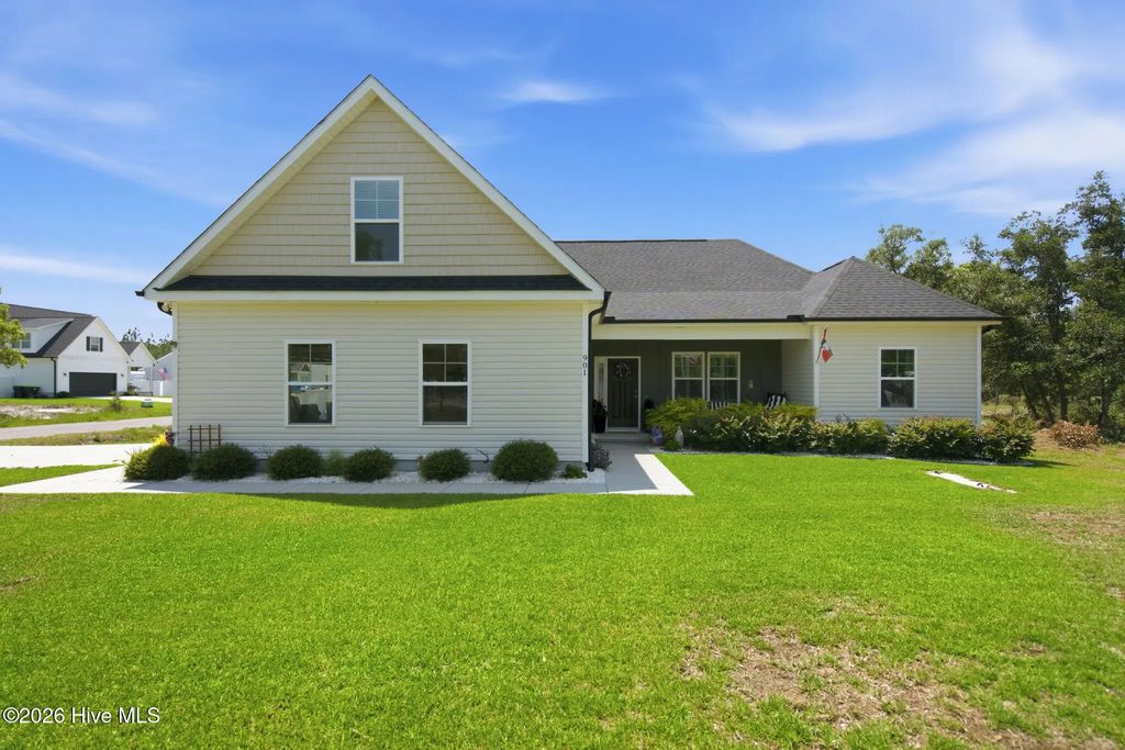 901 Nicklaus Road, Southport
