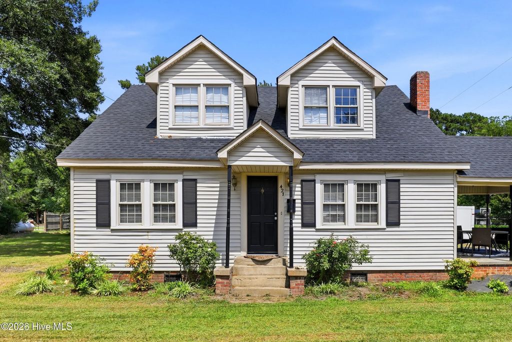 421 S Brown Street, Chadbourn