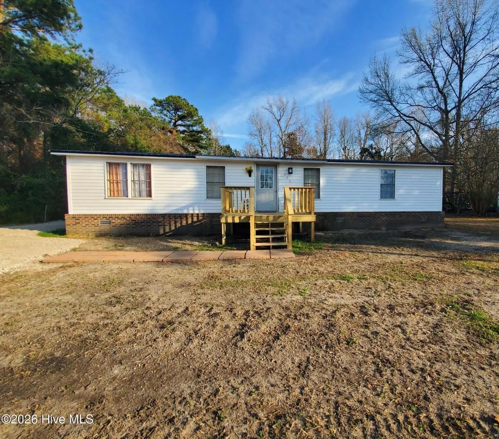 926 Railroad Street, Belhaven