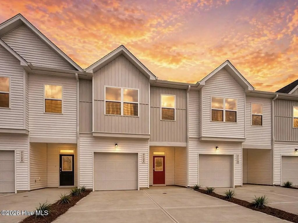 7122 Fisk Drive Ne #93, Leland