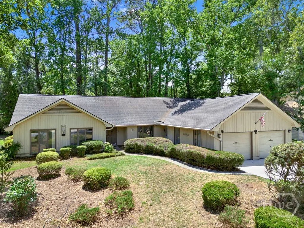 6 Cove Drive, Savannah