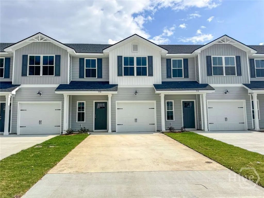 135 Heirloom Road, Hinesville