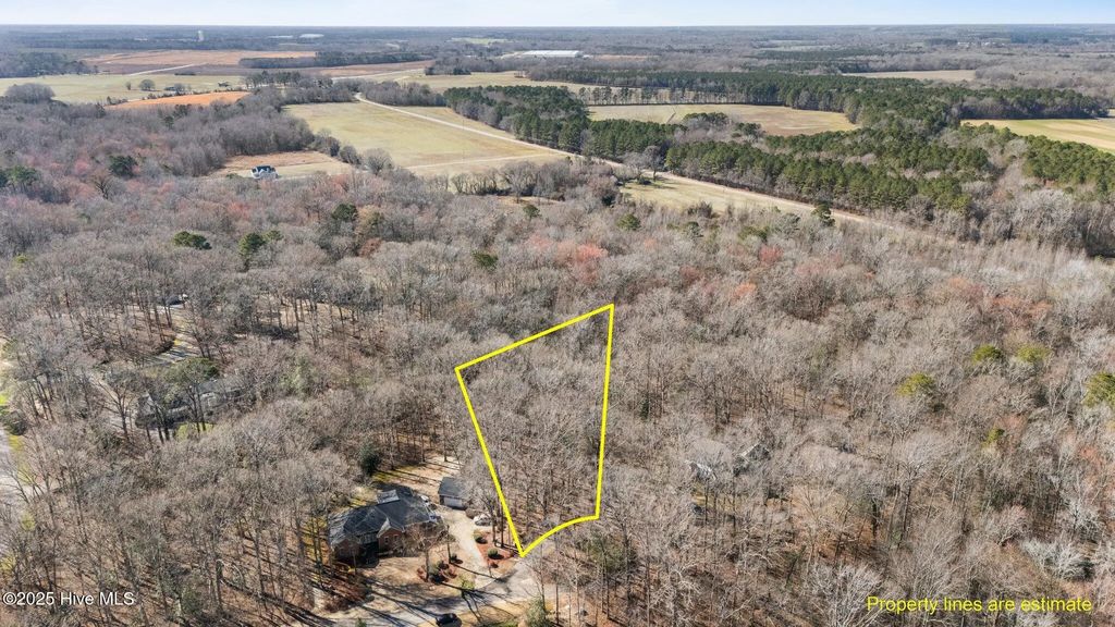 104 Briarwood Court, Tarboro
