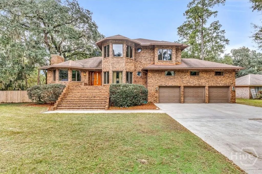 21 Vista Point Drive, Savannah