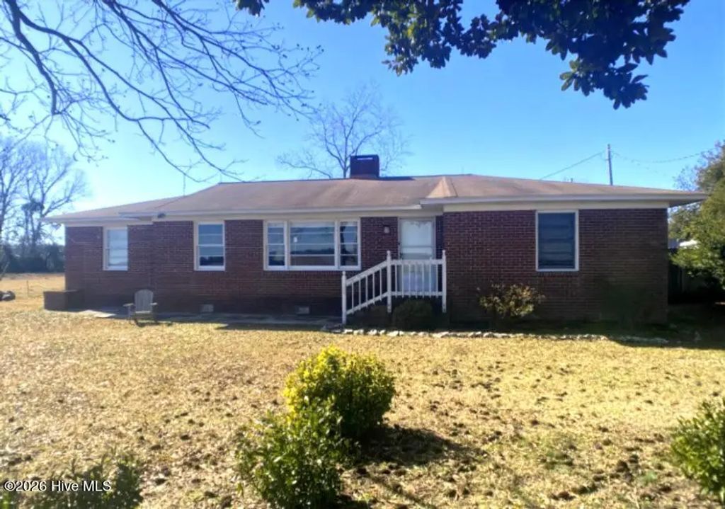 13570 N Lake Road, Engelhard