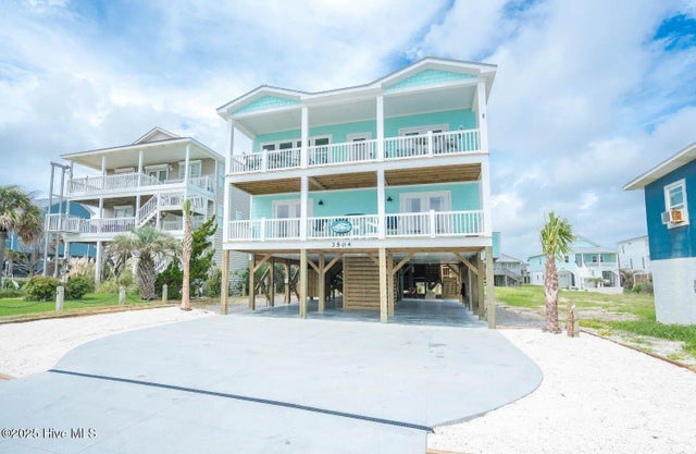 3504 E Beach Drive, Oak Island
