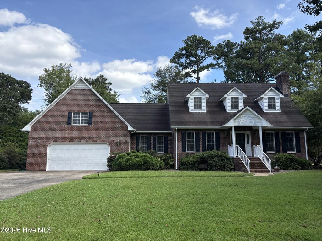 916 Dorset Way, Trent Woods