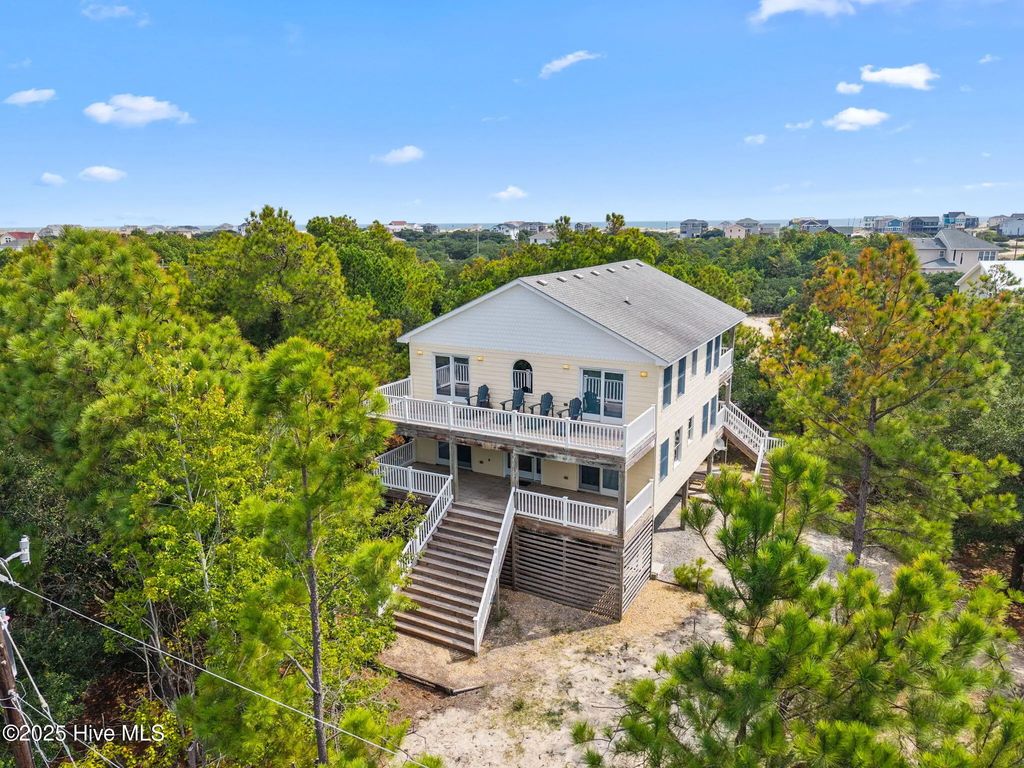 514 Robin Lane, Corolla