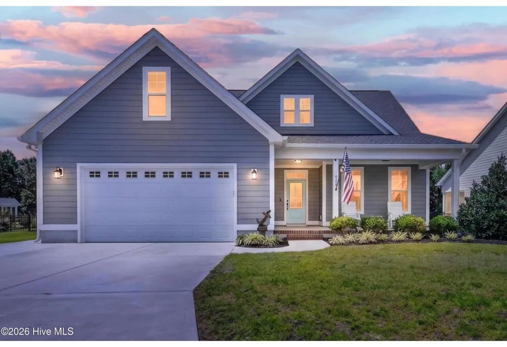 712 Lanyard Drive, Newport