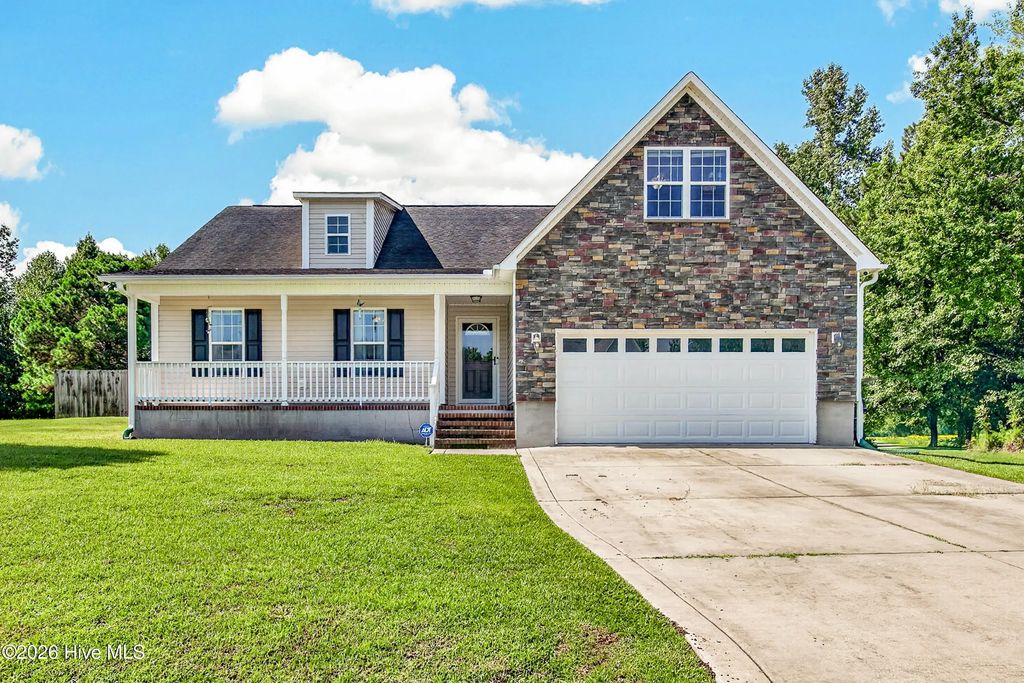 303 Sky Blue Lane, Jacksonville